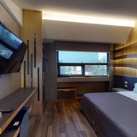 Hotel Patriotismo Mexico City Exterior photo